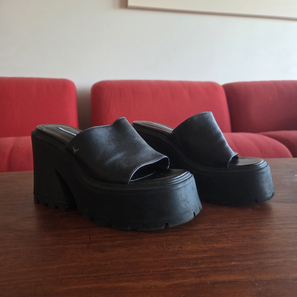 Windsor smith Chunky Leather Black Platform Mules